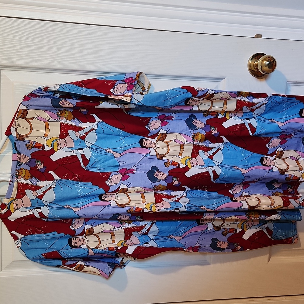 Cakeworthy Disney Cinderella T-Shirt - Picture 4 of 5